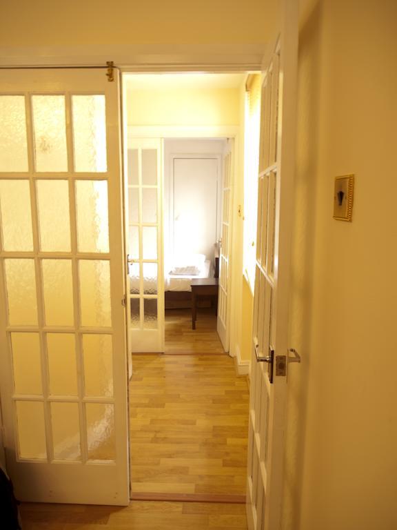Mayfair Flat Londra Oda fotoğraf